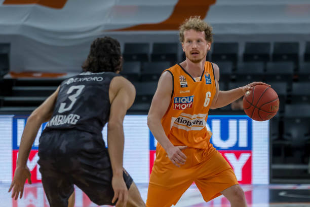 具备了在亚 具备了在亚